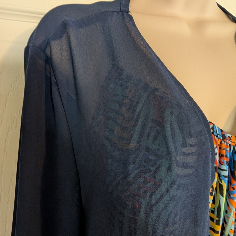 Elegant Navy Blue Sheer Kimono - Picture 4 of 8